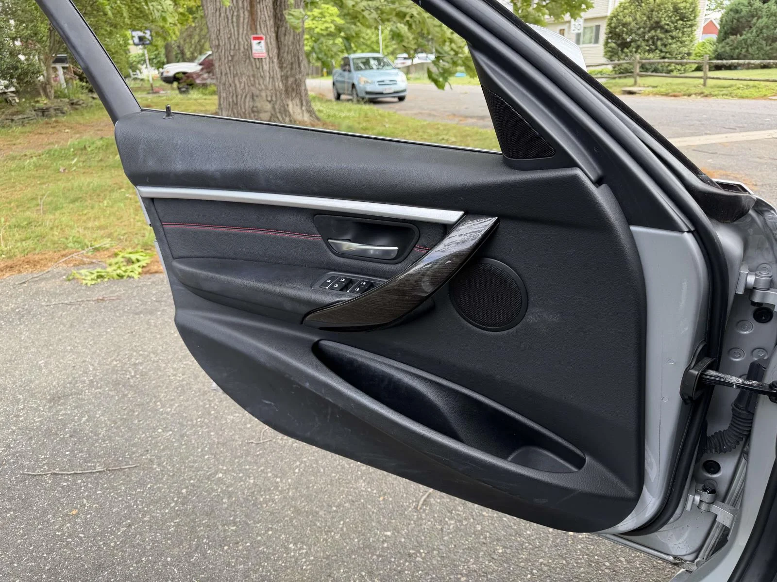 Used 2018 Silver BMW 330i xDrive image 18
