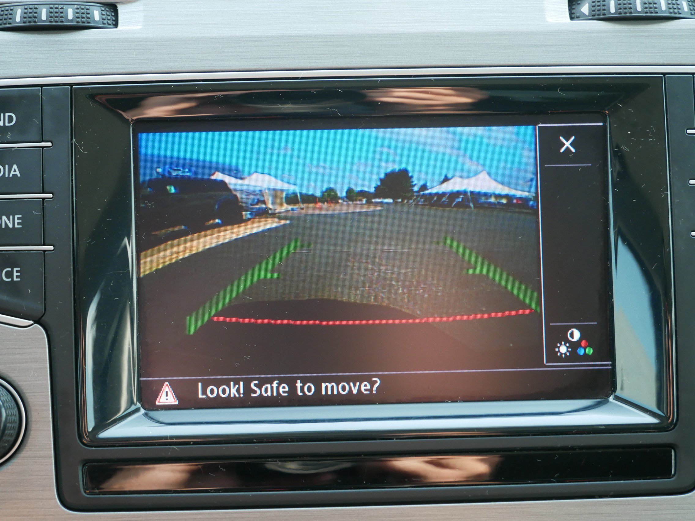 Used 2015 Black Volkswagen  image 23