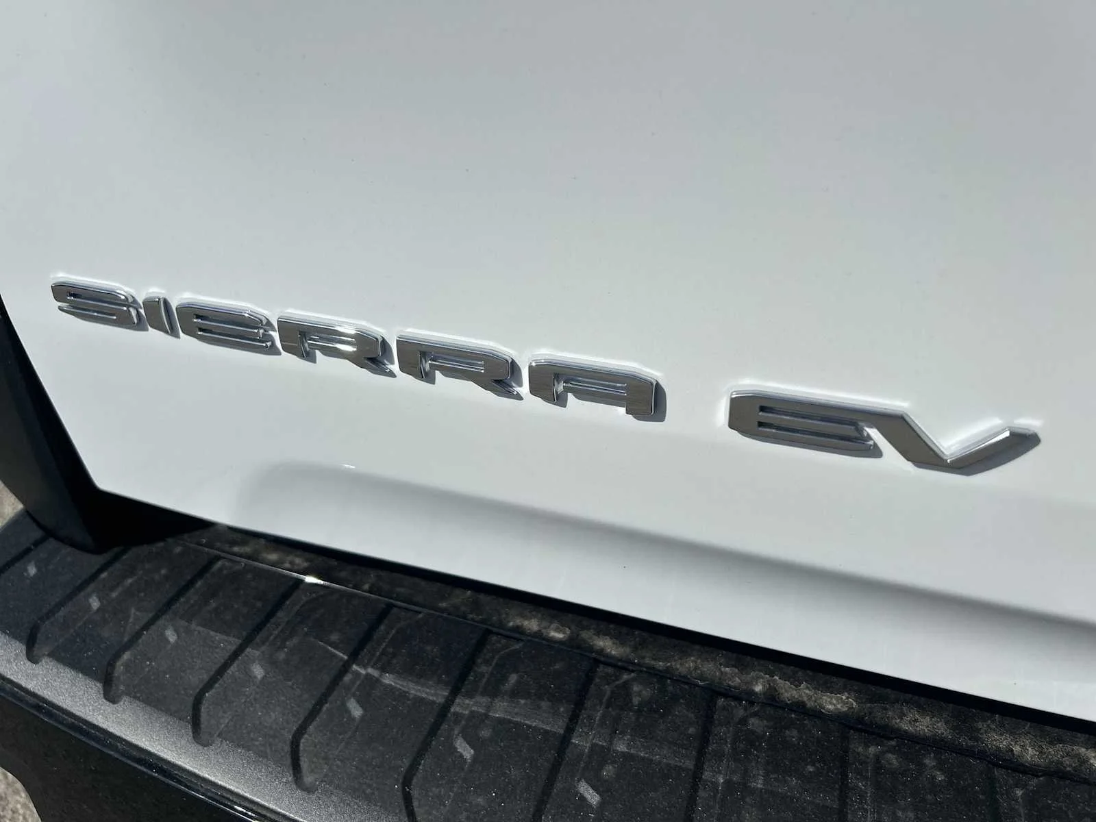 2026 GMC Sierra EV Elevation - Photo 30