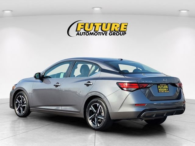 Used 2024 Gray Nissan SV image 7