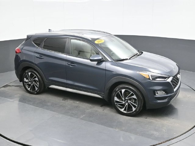 Used 2019 Blue Hyundai Sport image 15