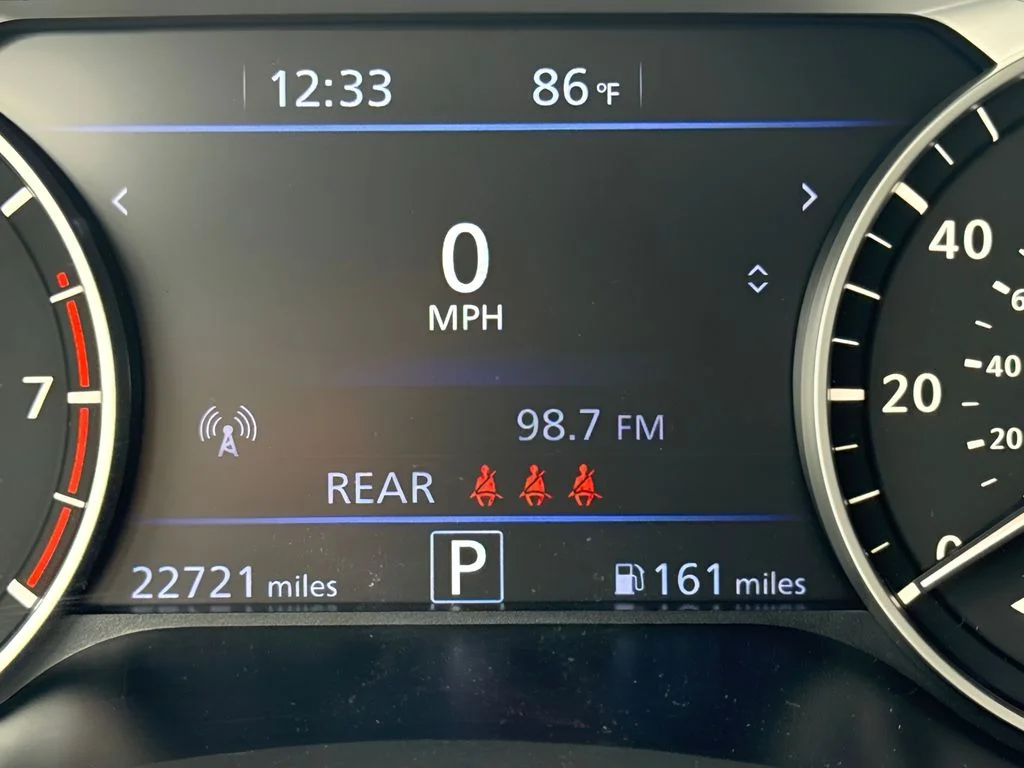 Used 2023 Black Nissan 2.5 SR image 17