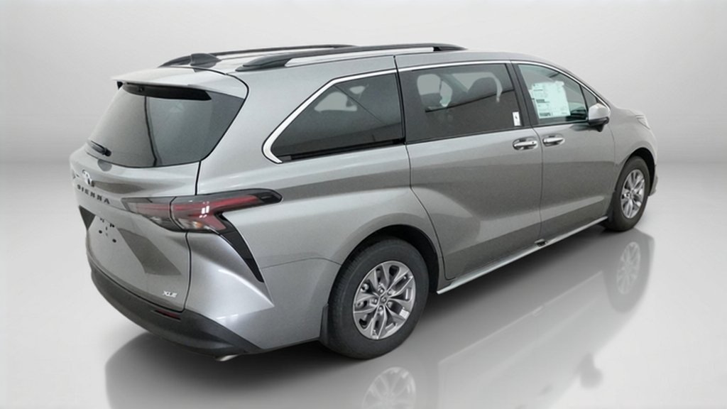 New 2026 Heavy Metal Toyota XLE image 39