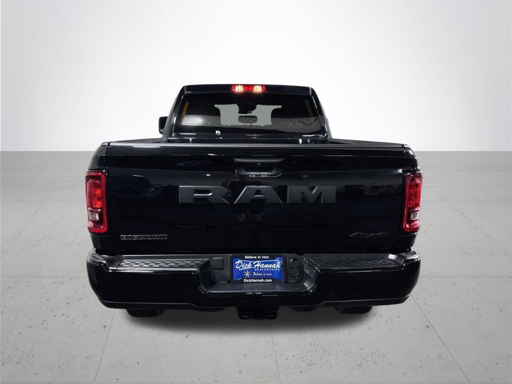New 2026 Diamond Black Crystal Pearl-Coat Exterior Paint RAM Big Horn image 7