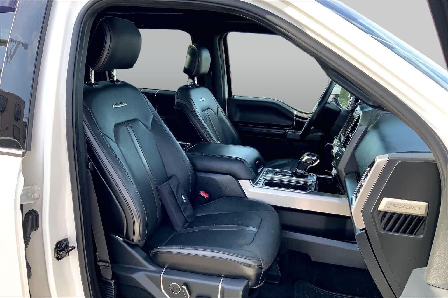 Used 2015 White Platinum Metallic Tri-Coat Ford Platinum image 9