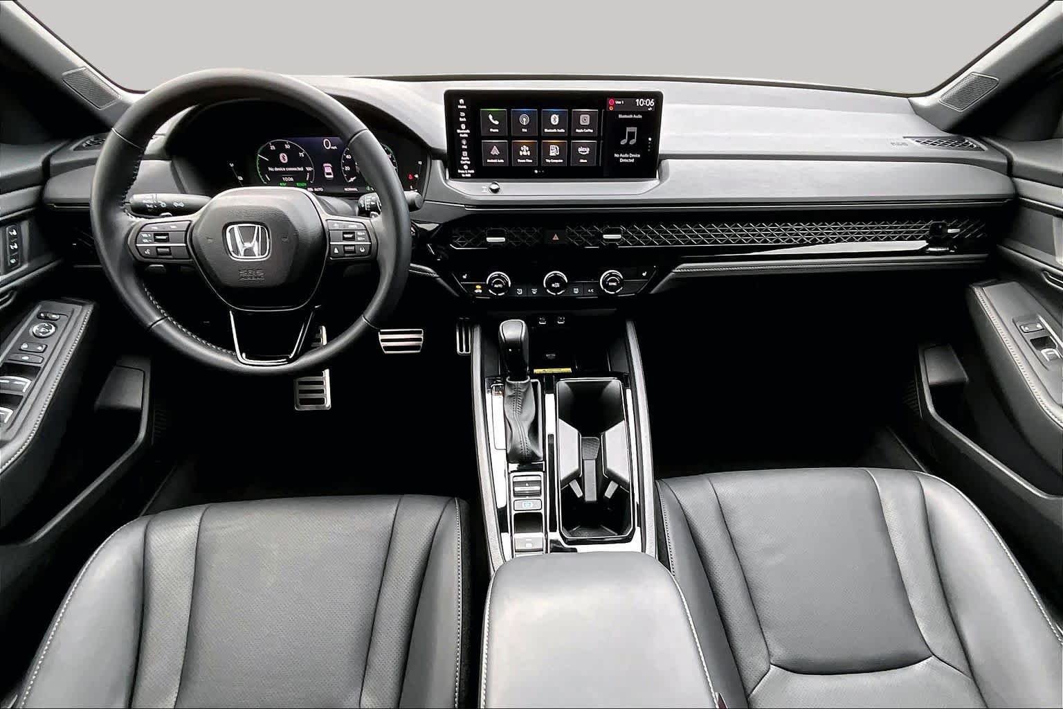 Used 2025 Platinum White Pearl Honda Sport-L image 15