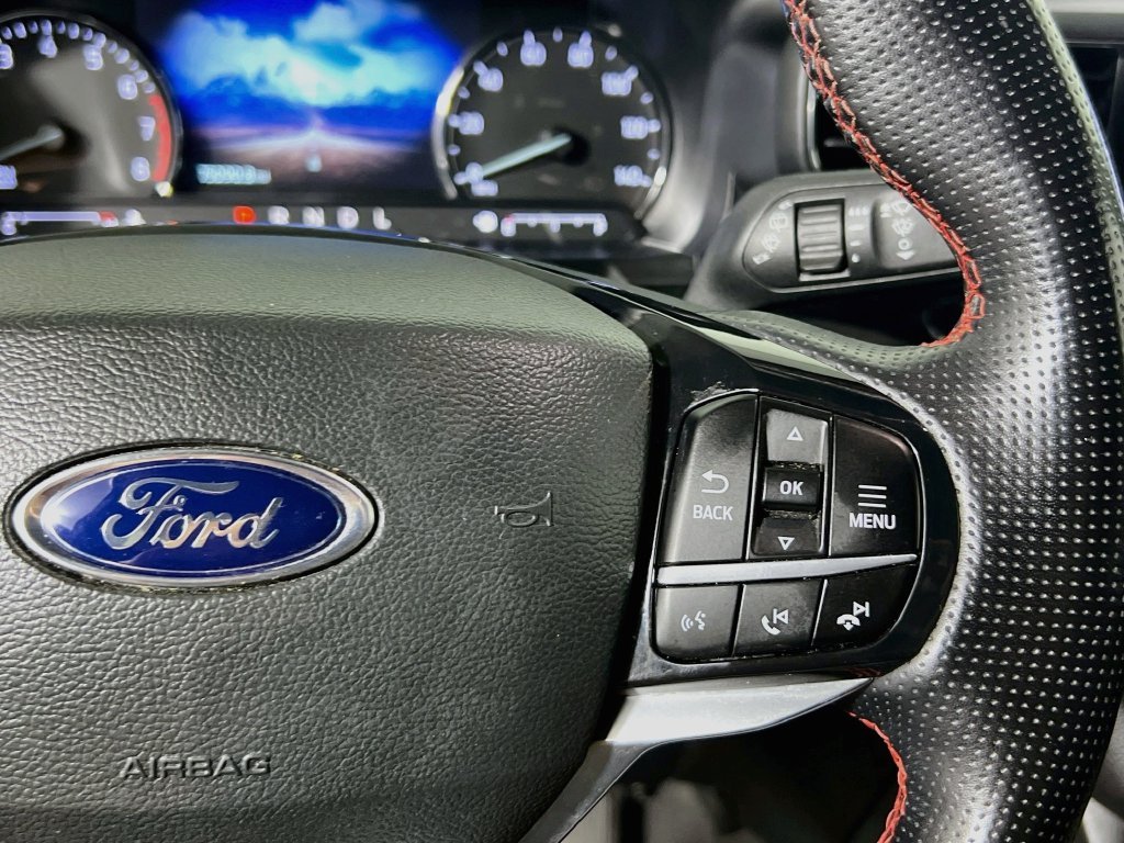 2022 Ford Explorer ST-LINE - Photo 9