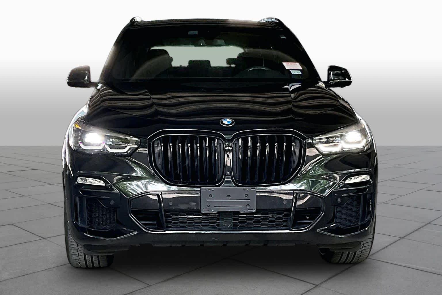 Used 2021 Black Sapphire Metallic BMW sDrive40i image 3