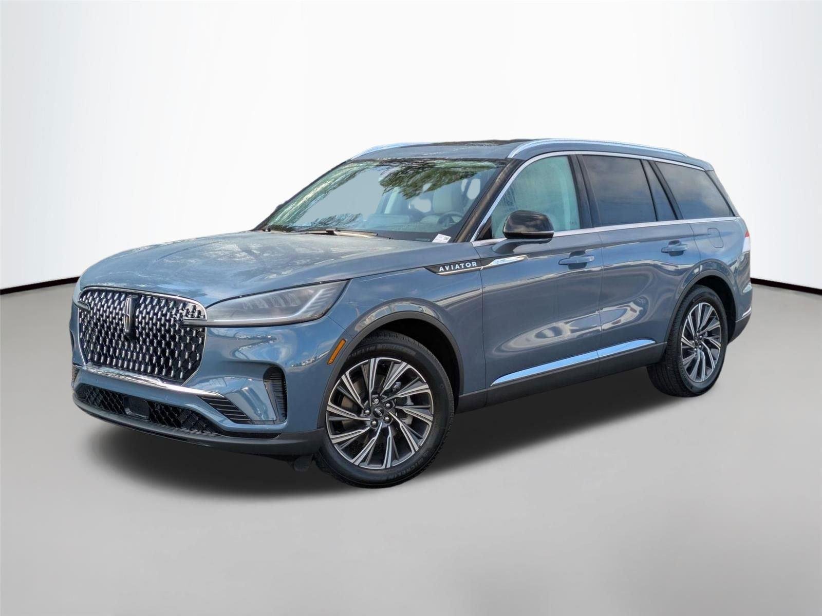 2026 Lincoln Aviator Premiere RWD's photo