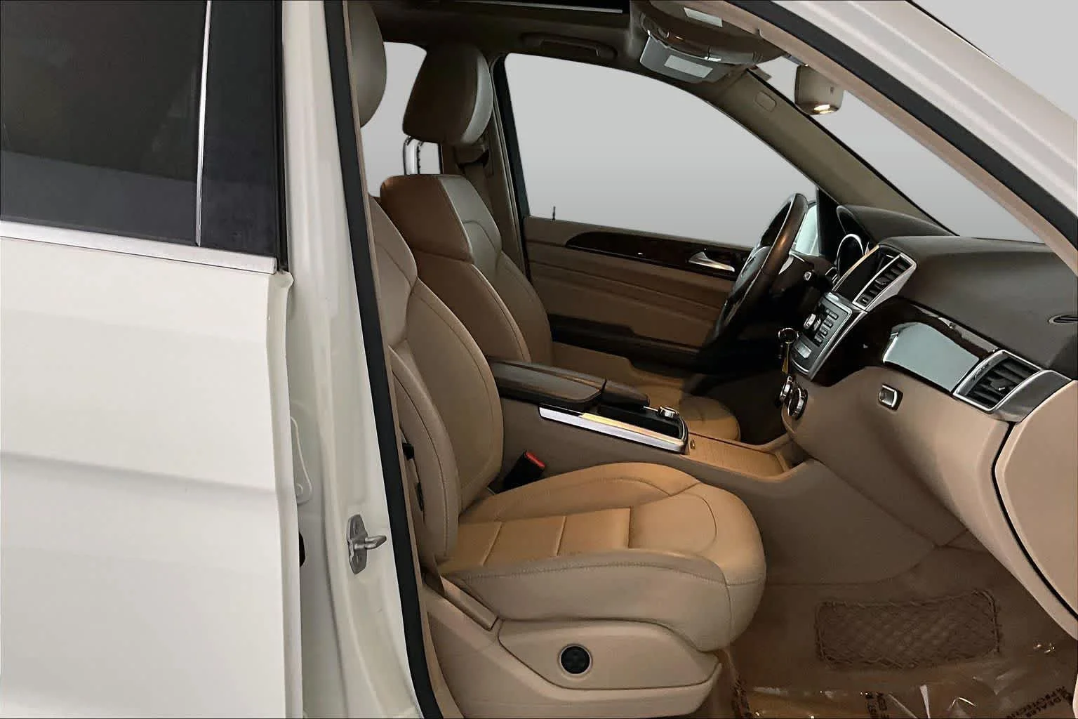 Used 2012 Arctic White Mercedes-Benz ML 350 image 8