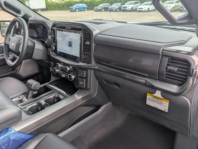 New 2026 Avalanche Ford Lariat® image 8