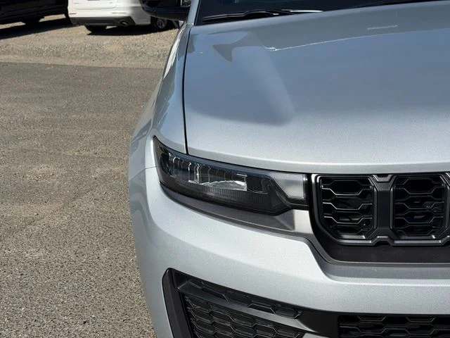 New 2026 Silver Jeep Altitude image 5