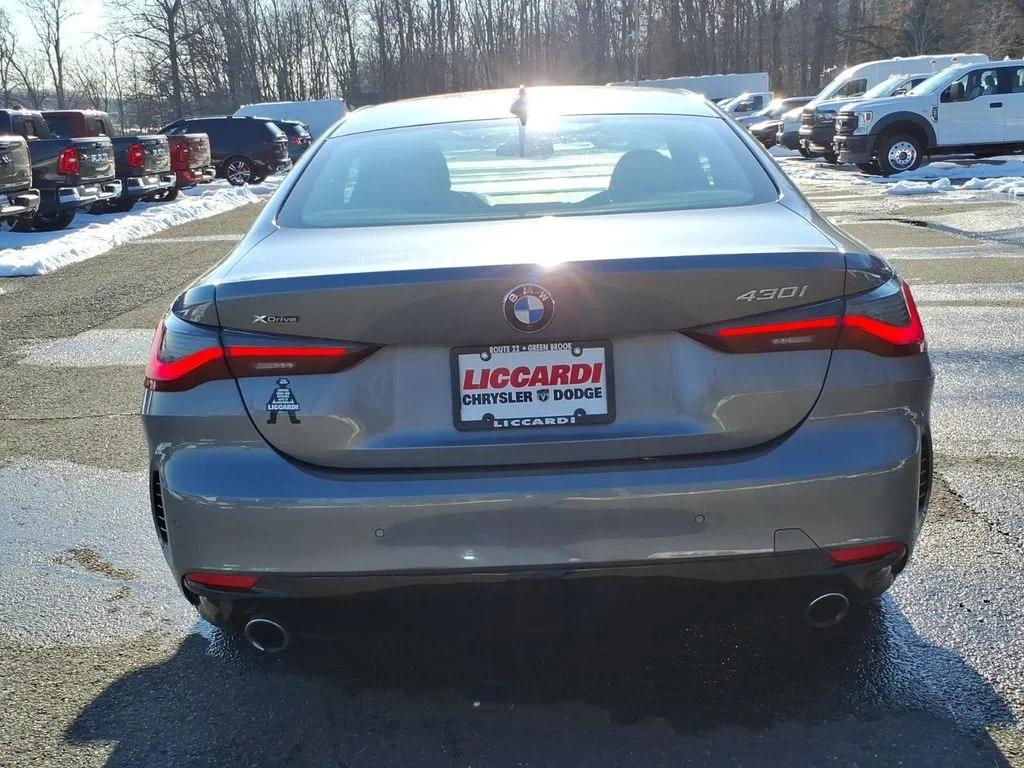 Used 2023 Gray BMW 430i xDrive image 5