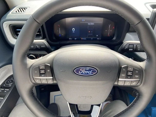 2025 Ford Maverick XLT - Photo 14