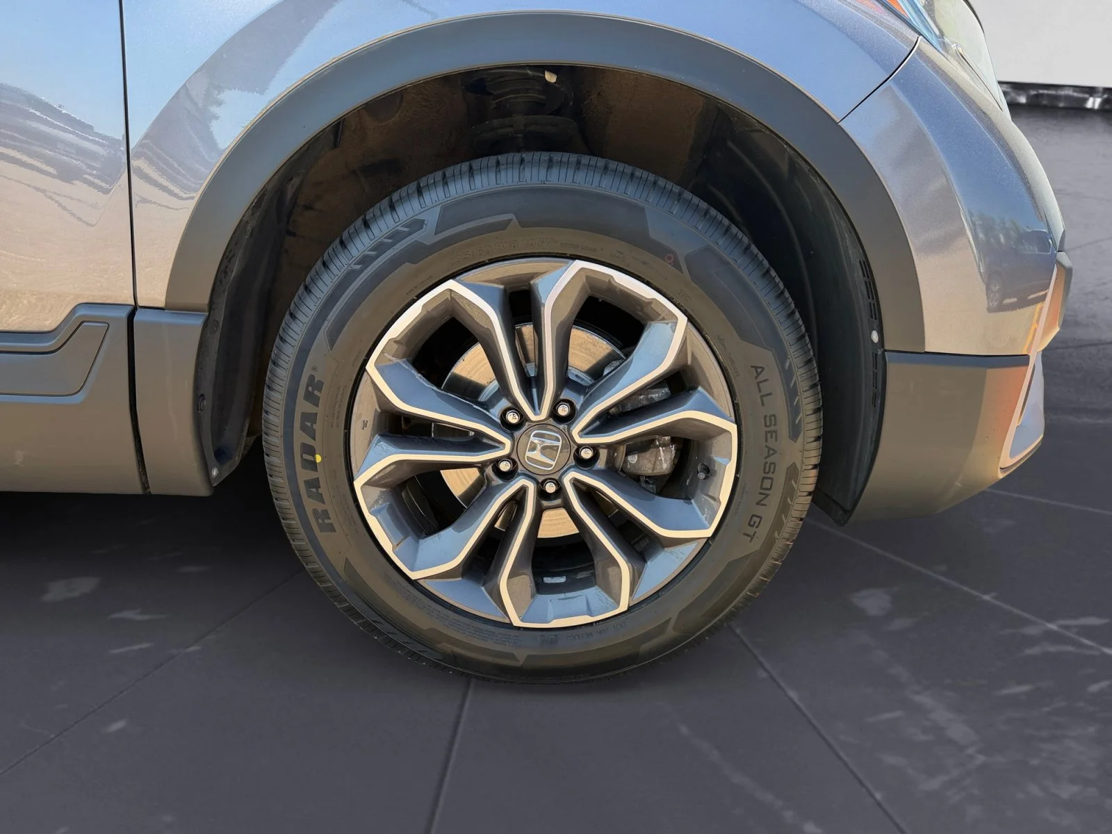 Used 2020 Gray Honda EX-L image 46