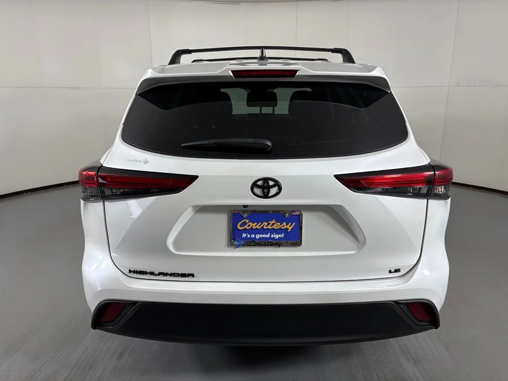 Used 2022 Beige Toyota LE image 7