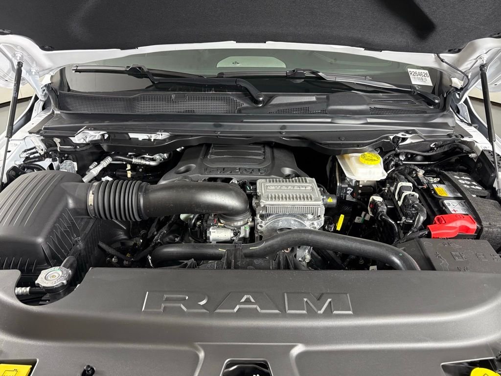 New 2026 Bright White Clear-Coat Exterior Paint RAM Laramie image 41