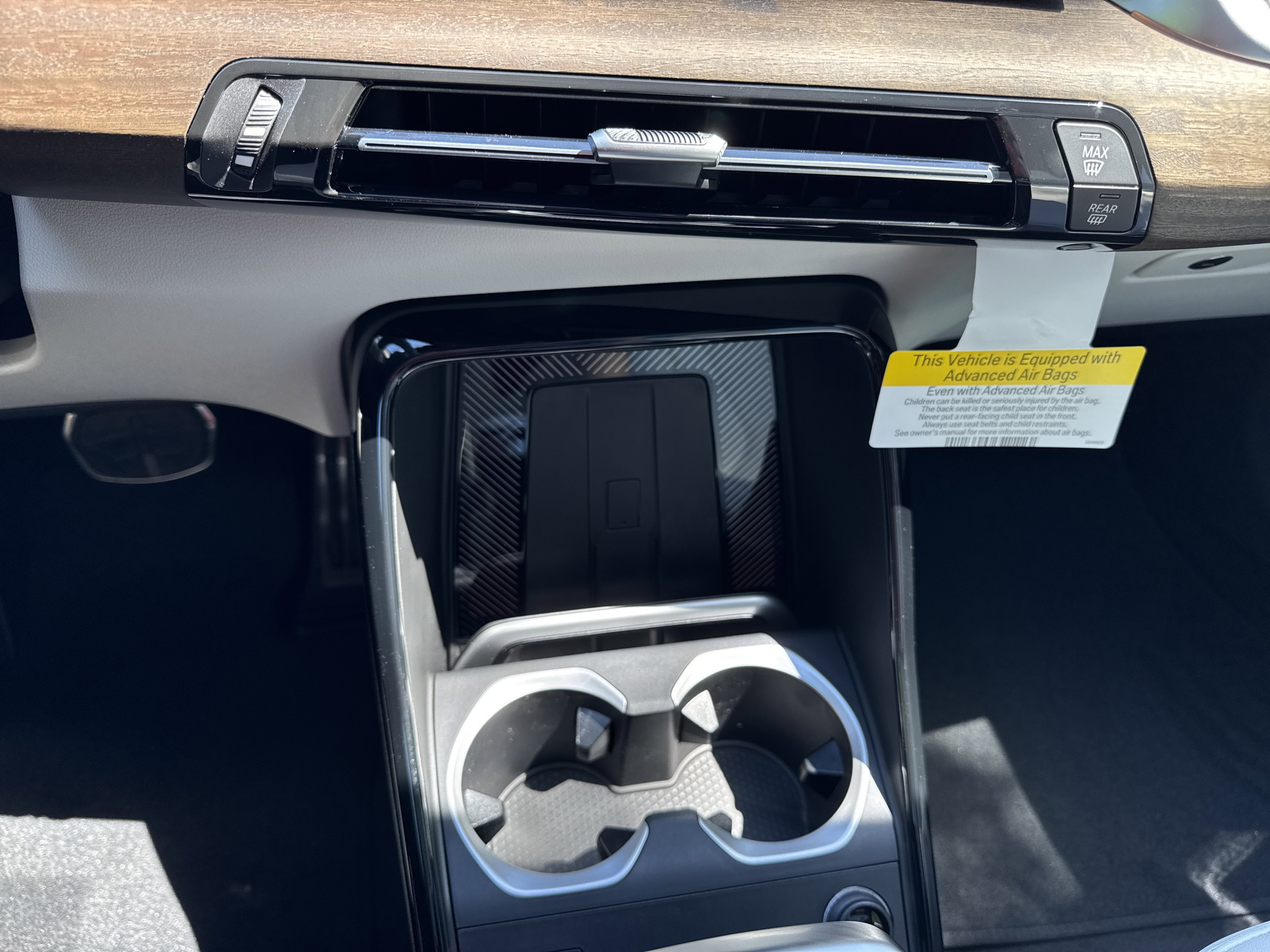 New 2026 0300 Alpine White BMW xDrive28i image 15