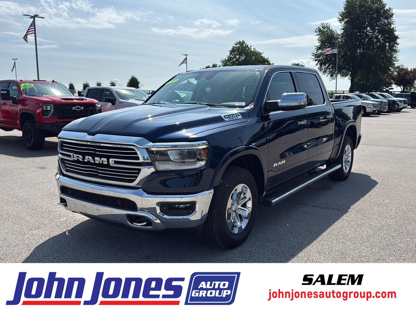 2022 RAM 1500 Laramie 4x4 Crew Cab 5'7's photo