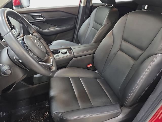 Used 2021 Red Nissan SL image 13