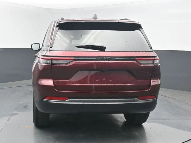 New 2026 Velvet Red Pearlcoat Jeep Altitude image 4