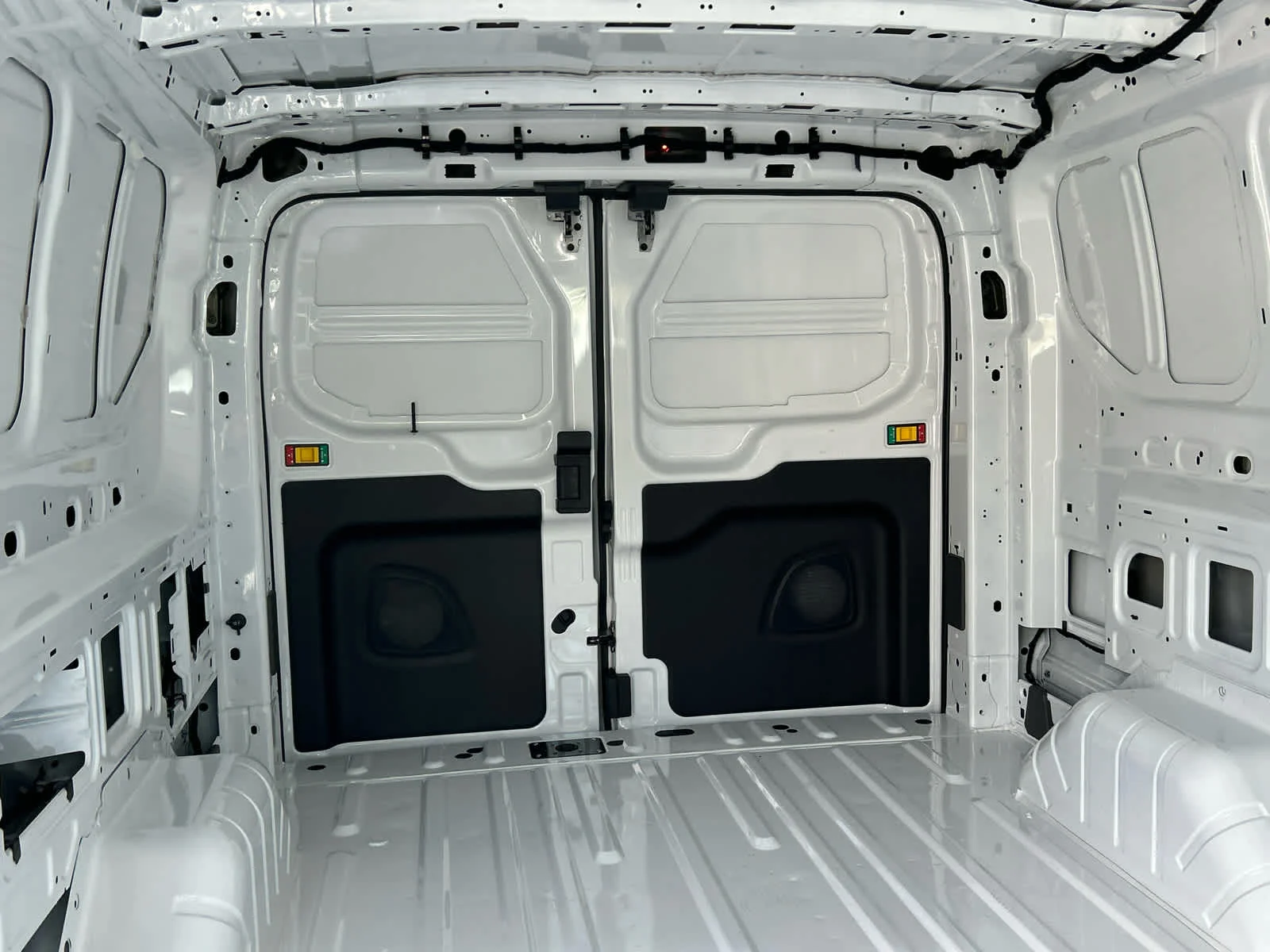 2025 Ford Transit Van Base - Photo 19