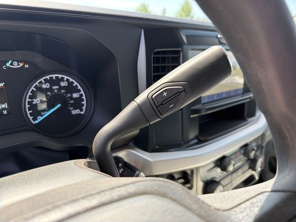 2025 Ford F-550 Super Duty Chassis Cab XL - Photo 25