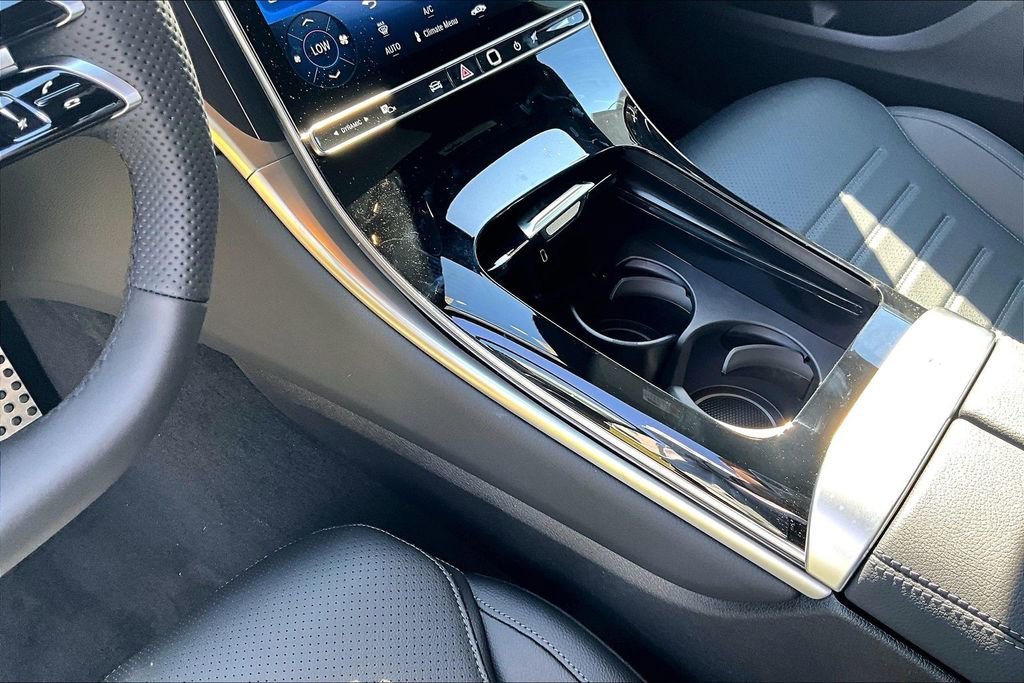 New 2026 Black Mercedes-Benz GLC 300 image 22
