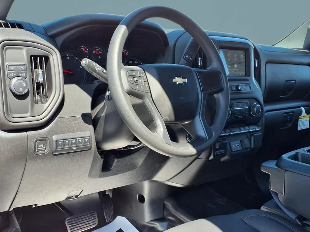 2025 Chevrolet Silverado 3500 HD Work Truck - Photo 7