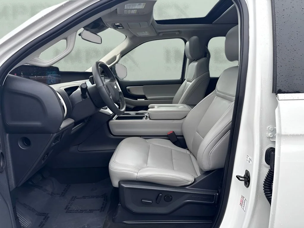 Used 2025 White Ford Active image 5