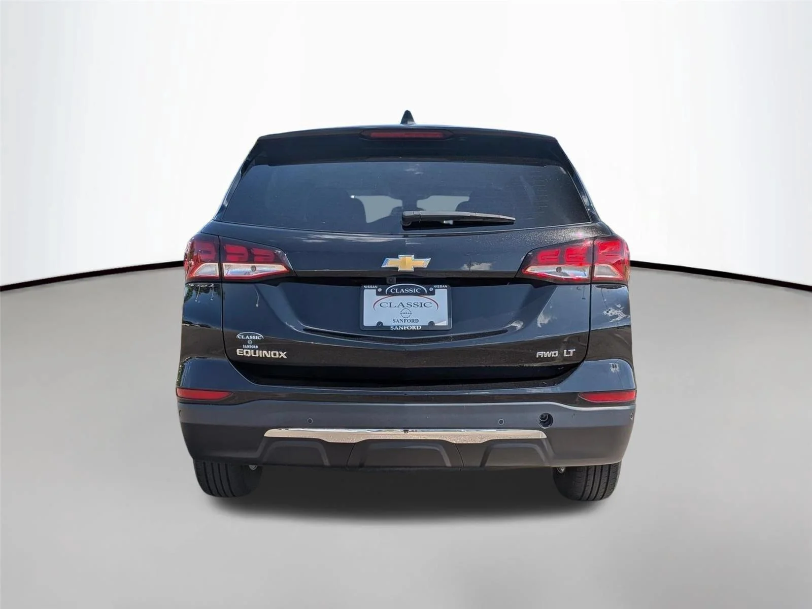 Used 2024 Mosaic Black Metallic Chevrolet LT image 4