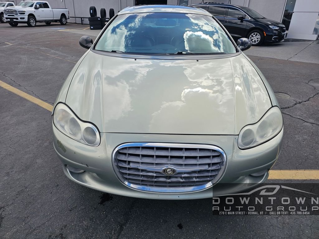 Used 1999 Green Chrysler Base image 8