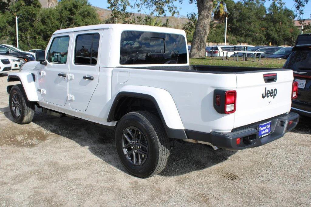 2026 Jeep Gladiator Sport S - Photo 6