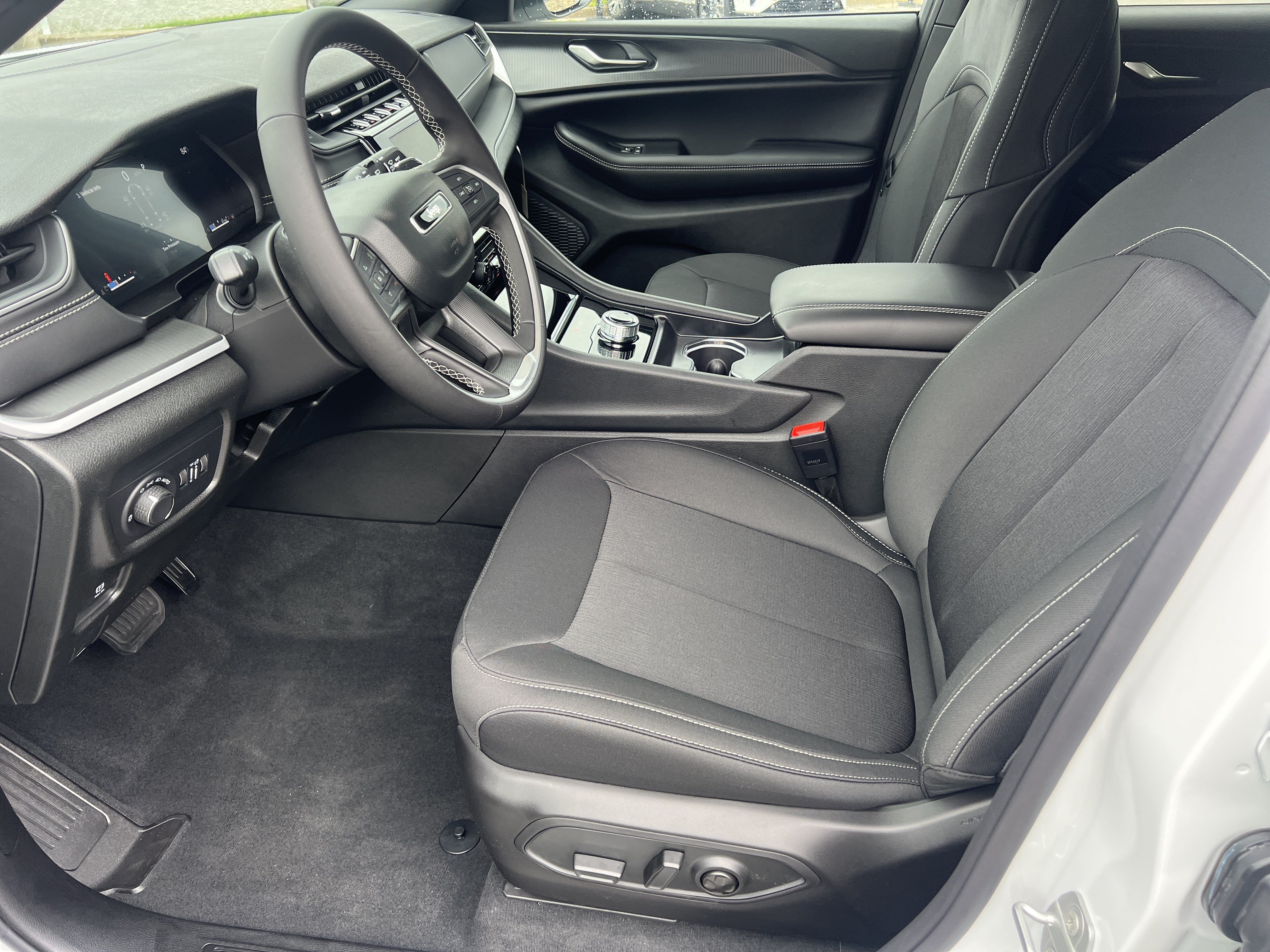 New 2026 Bright White Clearcoat Jeep Laredo image 11