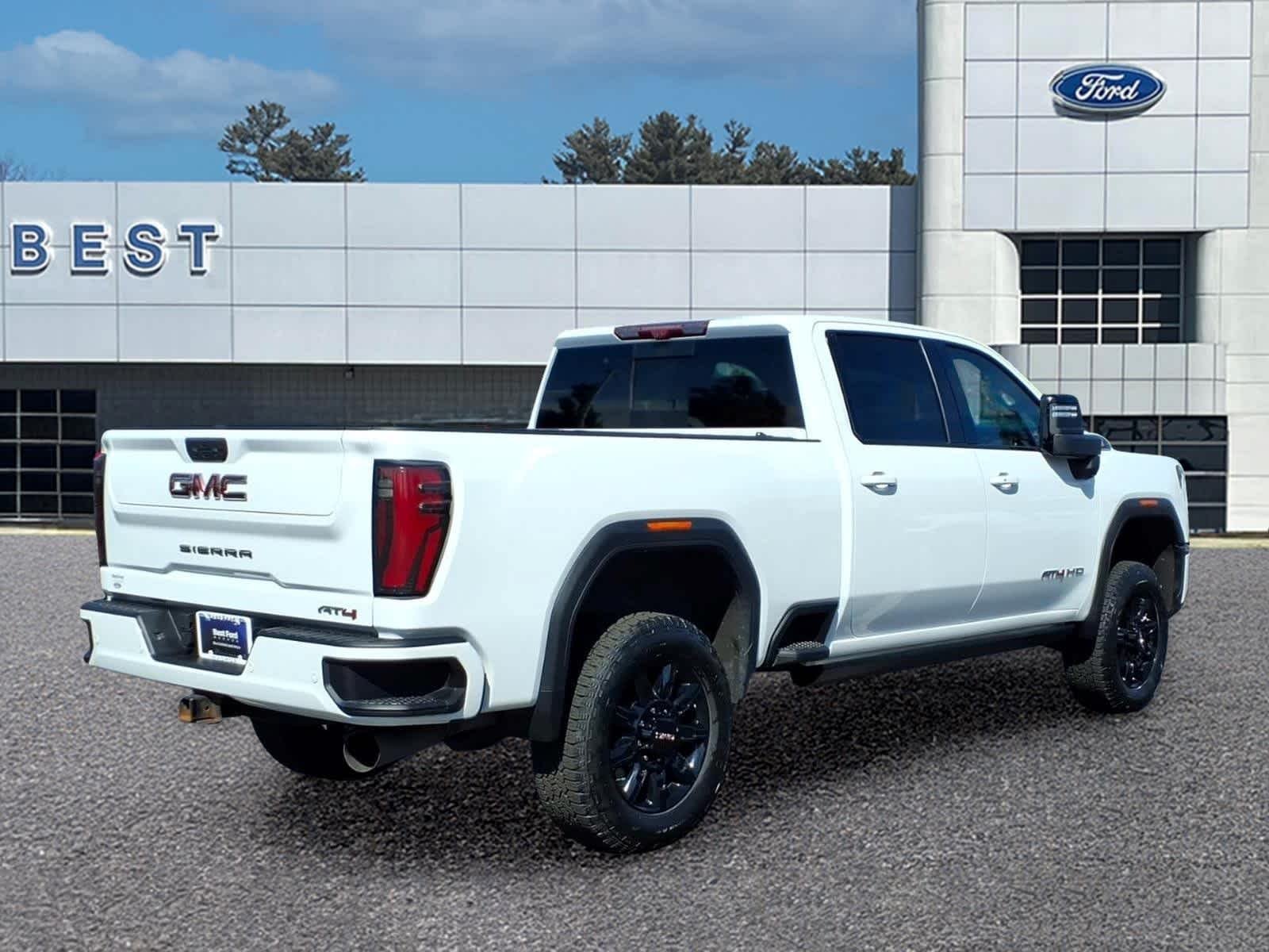 Used 2024 Summit White GMC AT4 image 8