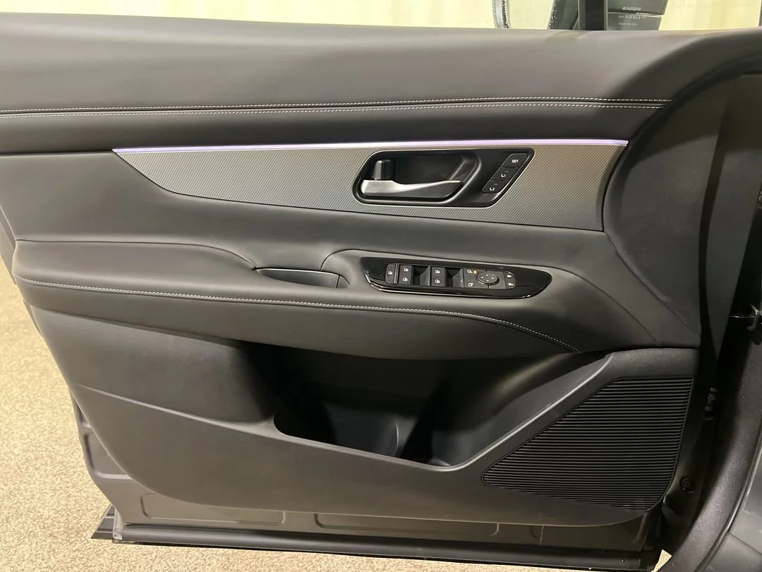 New 2026 Gun Metallic Nissan SL image 18