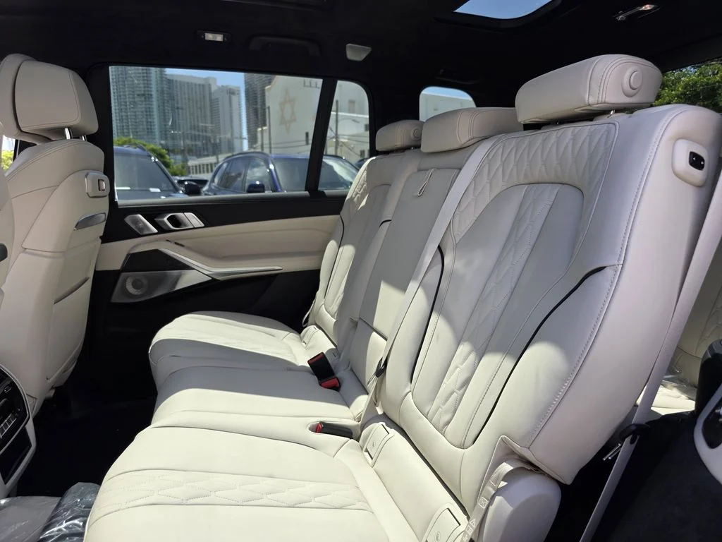 New 2027 Brooklyn Grey Metallic BMW M60i image 12