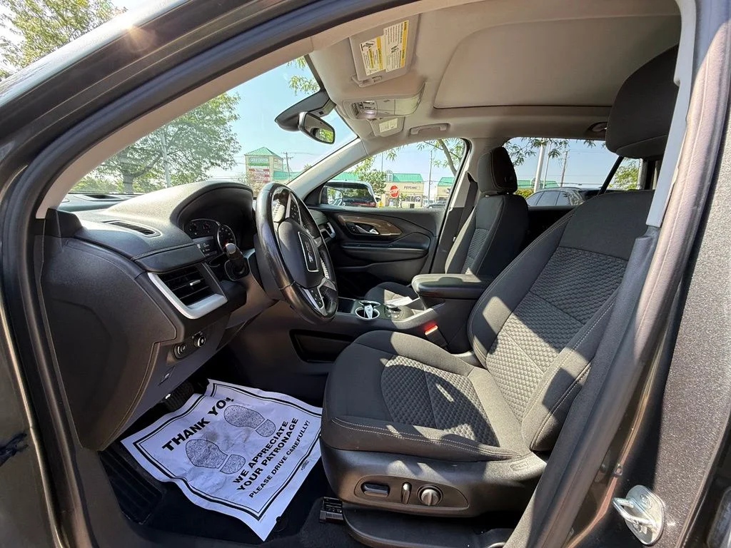 Used 2021 Gray GMC SLE image 11