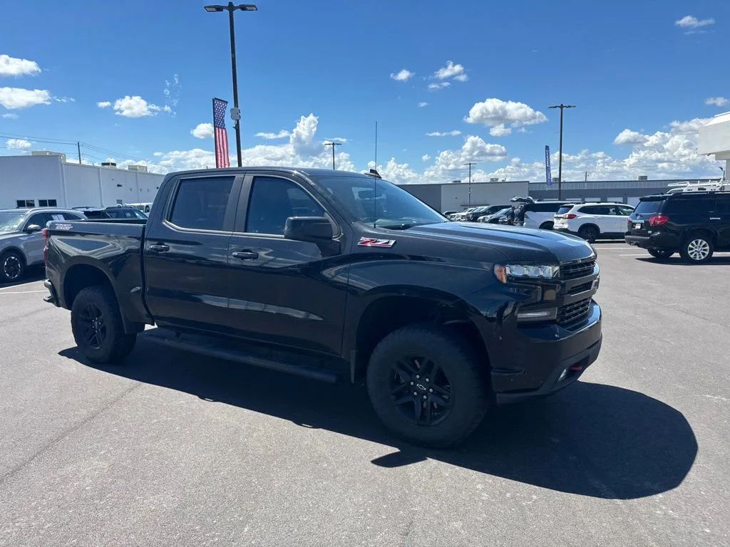 Used 2019 Black Chevrolet LT Trail Boss image 17
