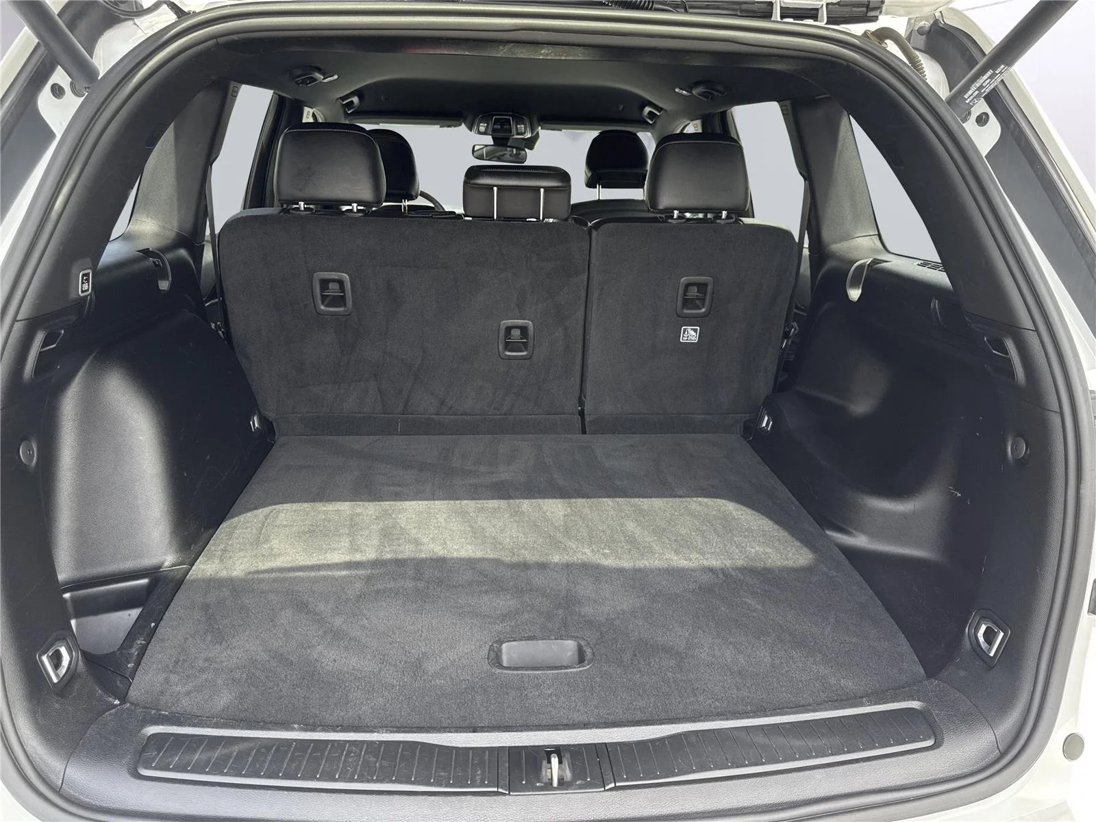 Used 2023 Bright White Clearcoat Jeep Altitude image 33