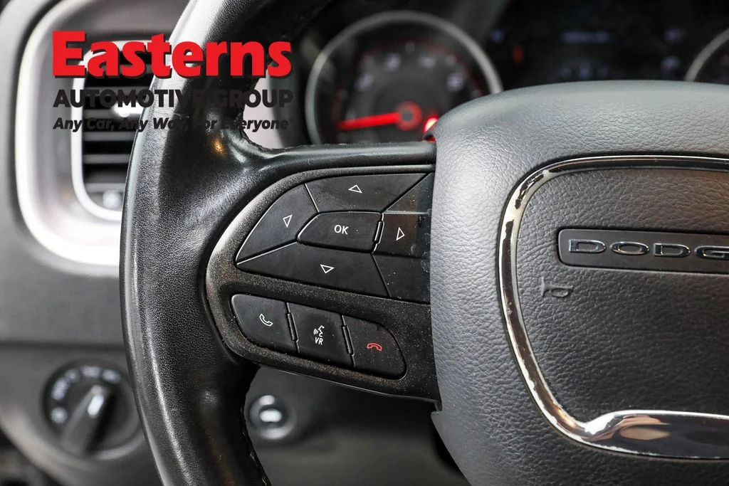 Used 2022 Gray Dodge SXT image 14