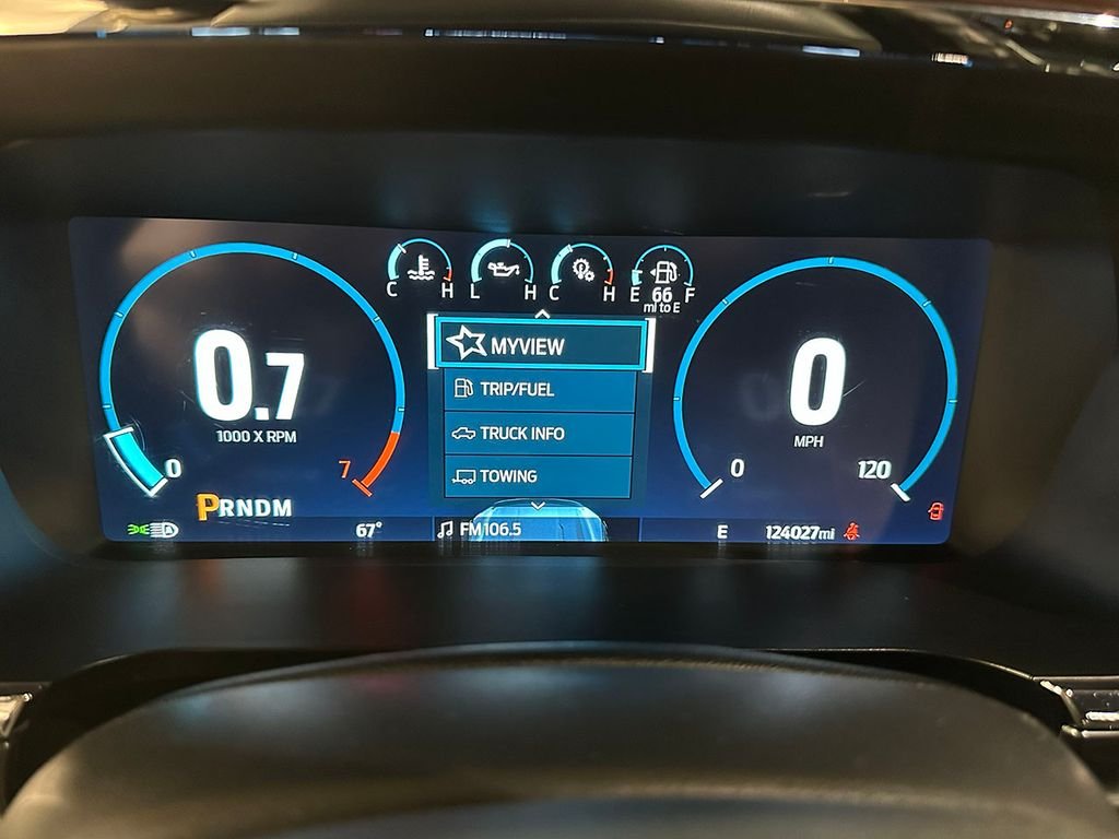 Used 2022 White Ford Lariat image 6