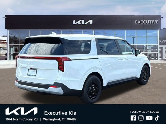 New 2026 Snow White Pearl Kia LX image 4