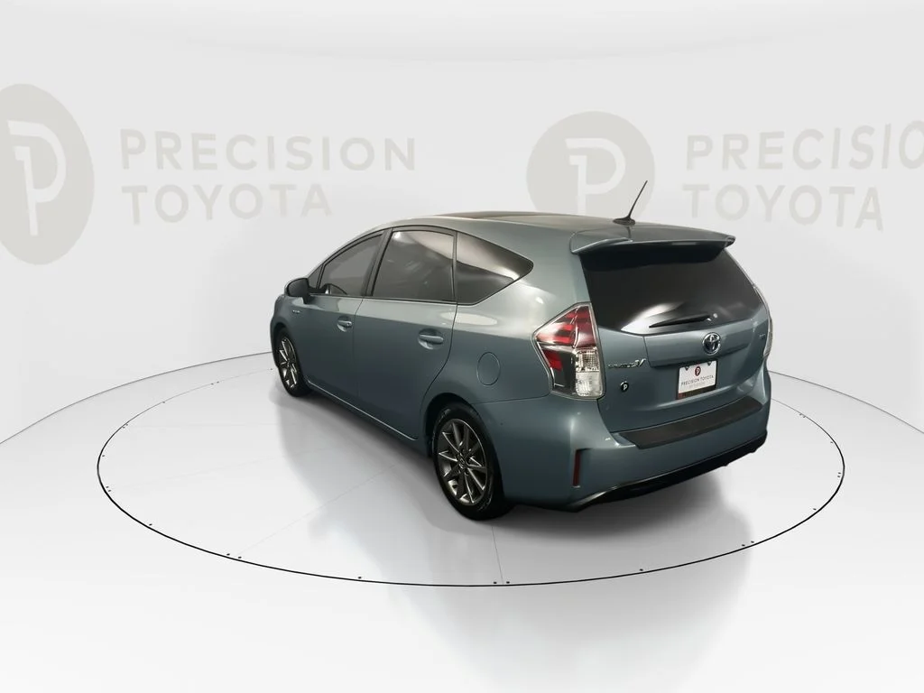 Used 2016 Sea Glass Pearl Toyota Five image 14