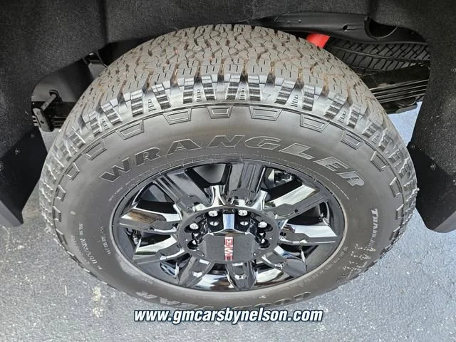 2026 GMC Sierra 2500HD AT4 - Photo 11