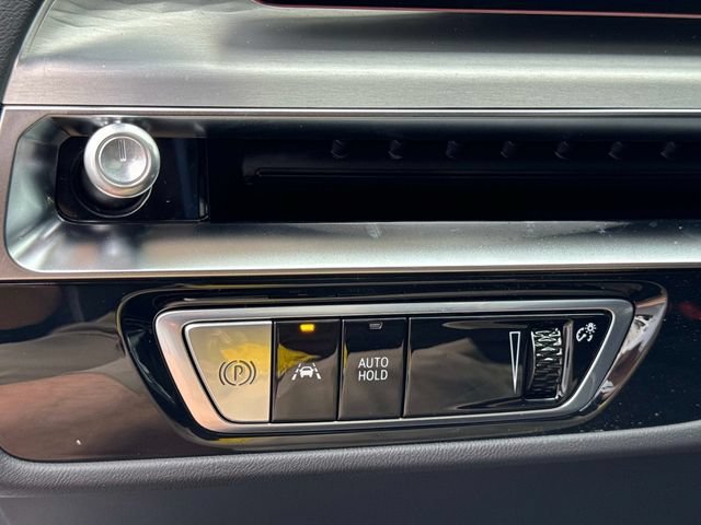 2026 Cadillac LYRIQ V Premium - Photo 29