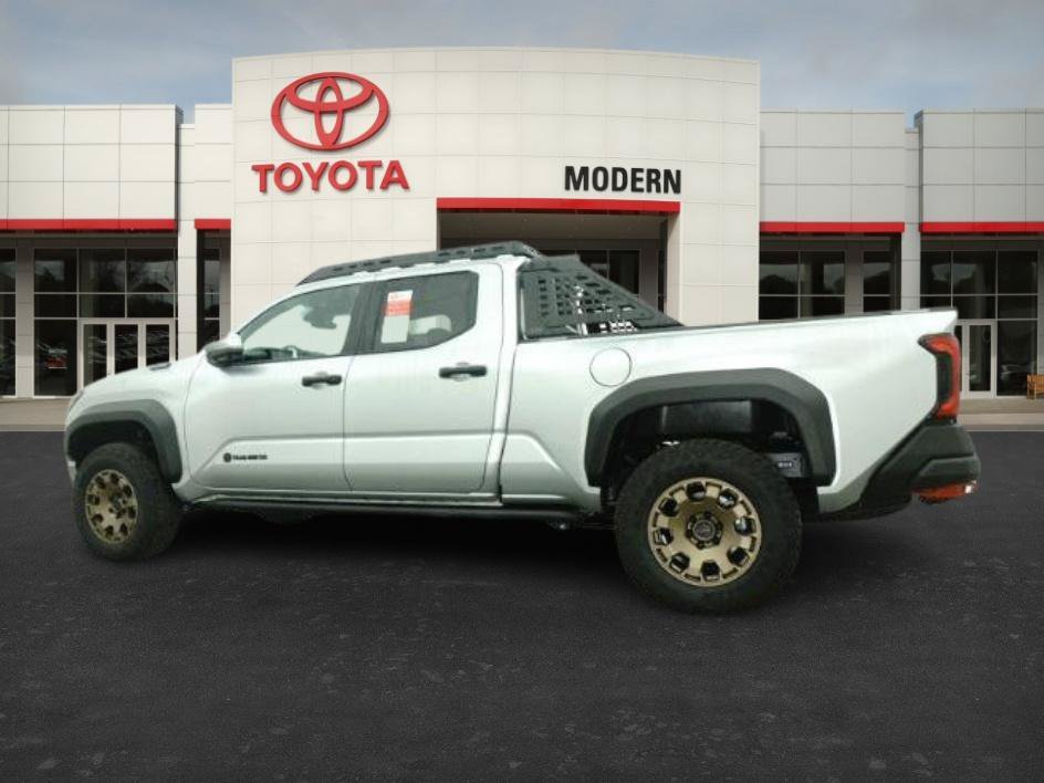 New 2025 Celestial Silver M Toyota Trailhunter image 12