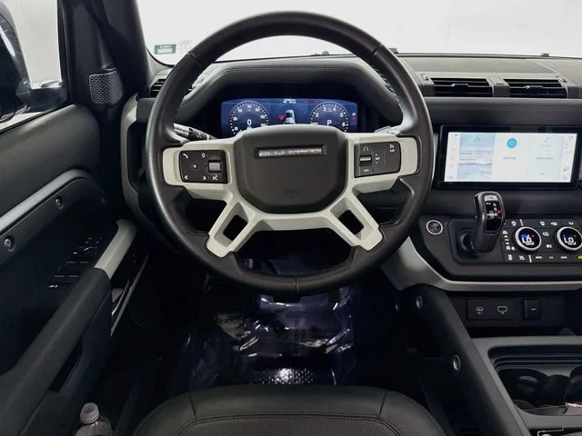 Used 2021 Eiger Grey Metallic Land Rover SE image 25