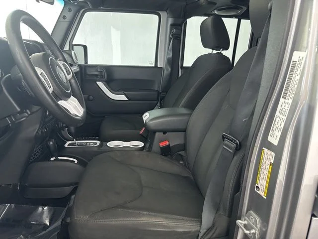 Used 2014 Gray Jeep Unlimited Sport image 23