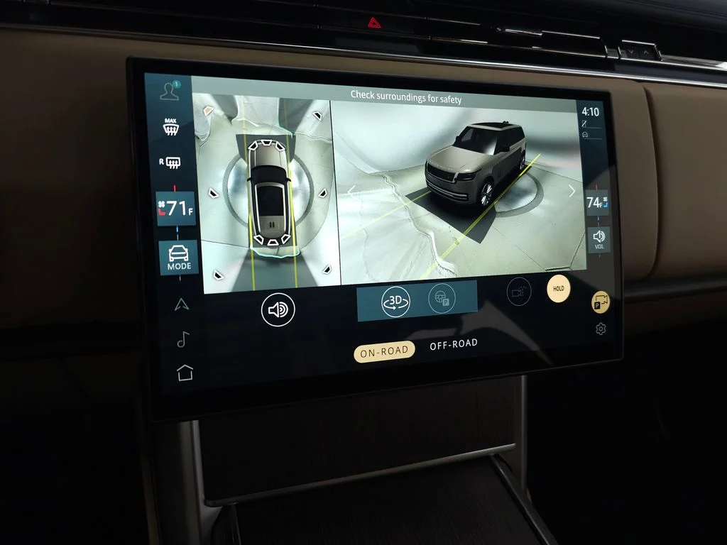 New 2026 Santorini Black Land Rover SE image 36